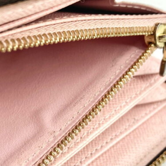 Louis Vuitton Zippy Long Wallet - Picture 11 of 11